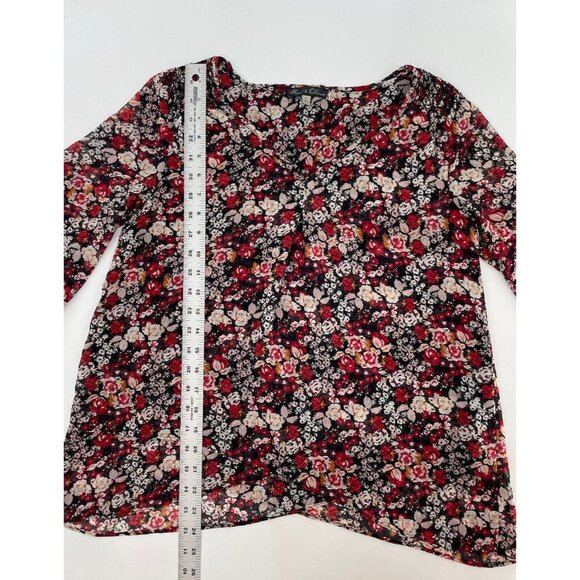 Rose & Olive Women's Red Black Floral V-Neck 3/4 Sleeve Layered Top Size S - Picture 9 of 10